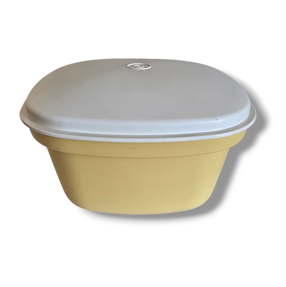 TUPPERWARE Harvest Gold 3-Piece Multi-Server/Steamer Container